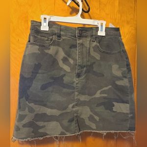 Hollister camo skirt